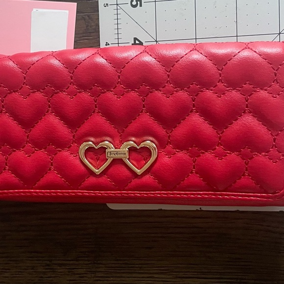 Juicy Couture Handbags - Juicy Couture Red Double Heart Quilted Wallet